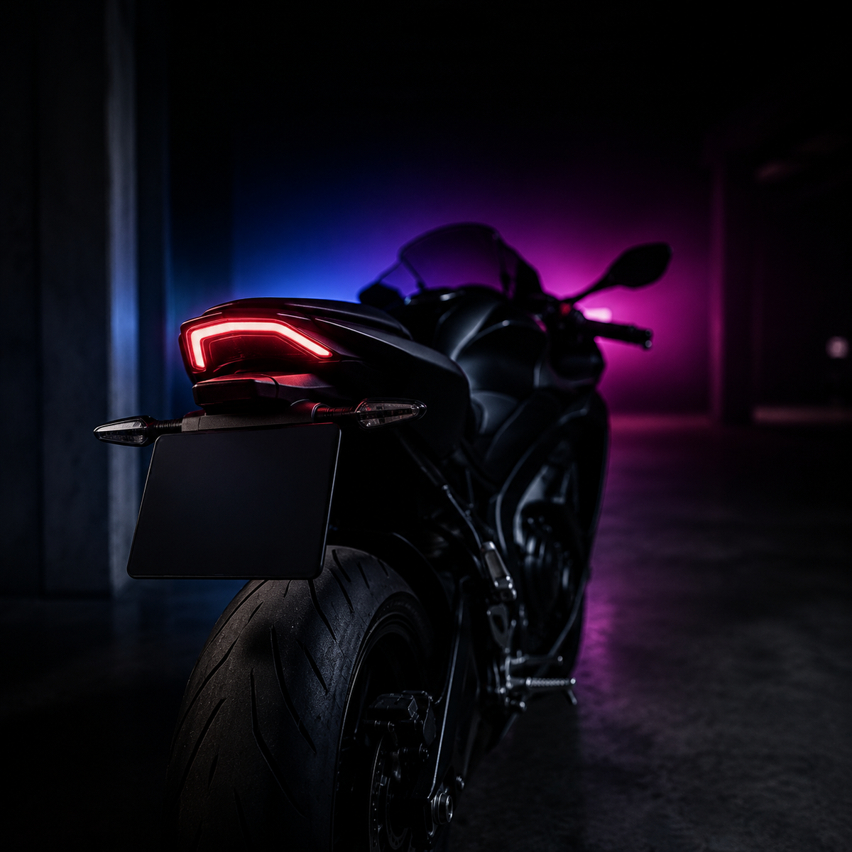 ECLIPSE MOTO | Vanish Plate